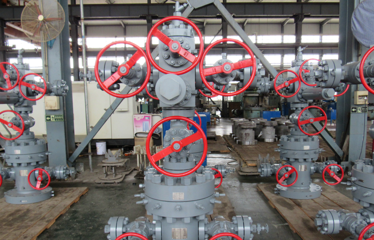 Electric Submersible Pump Wellhead Christmas Tree